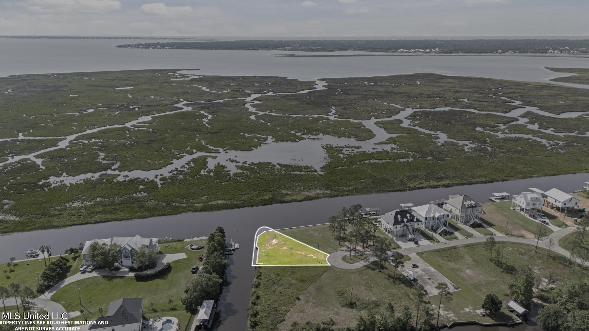 1436 Hanakealoha Place Diamondhead, MS 39525 - Photo 8 of 13 ghubphoto_03 (7)e