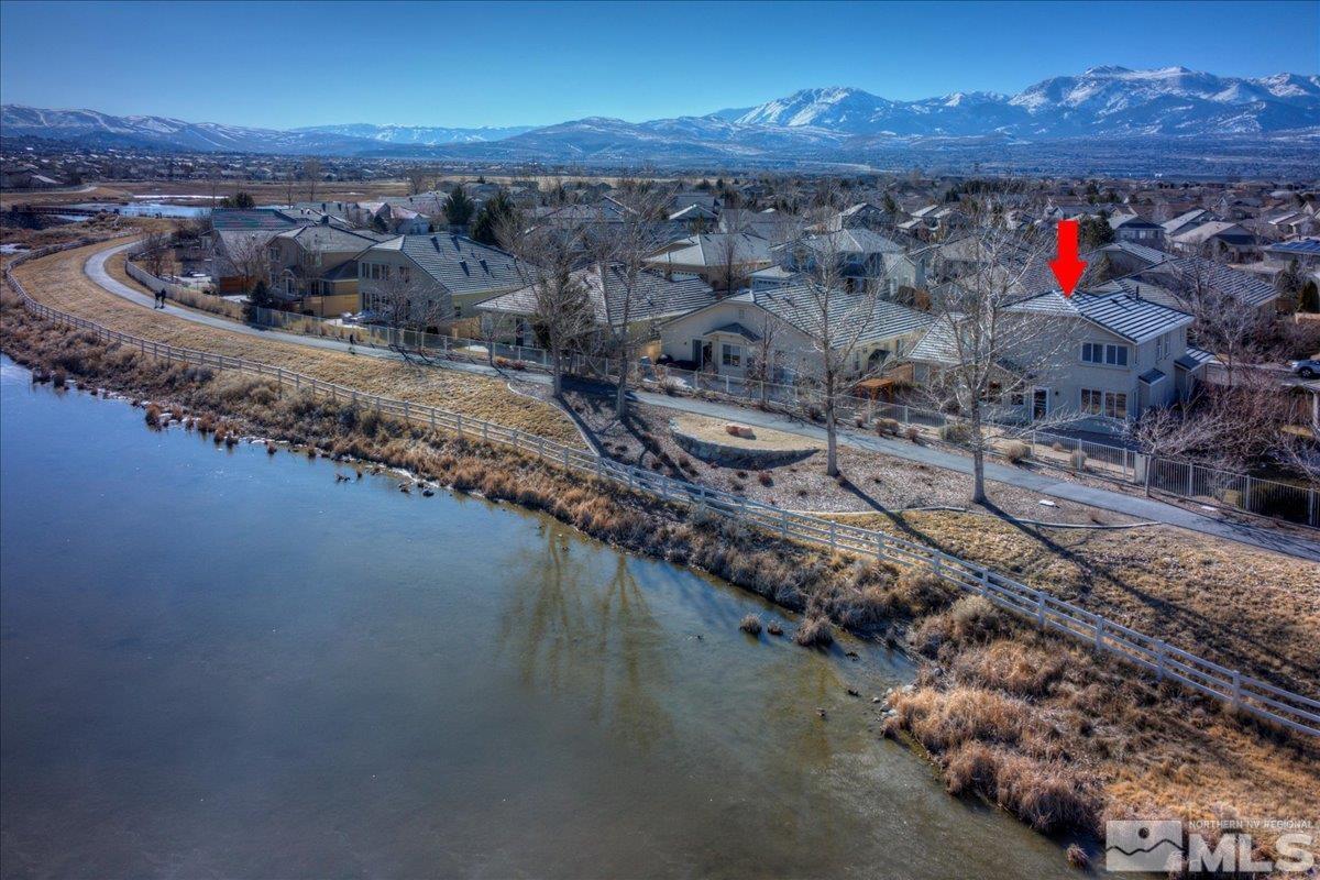 10016 Cascade Falls Drive Reno, NV 89521 - Photo 6 of 40