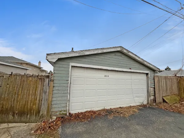 a view of backyard of house