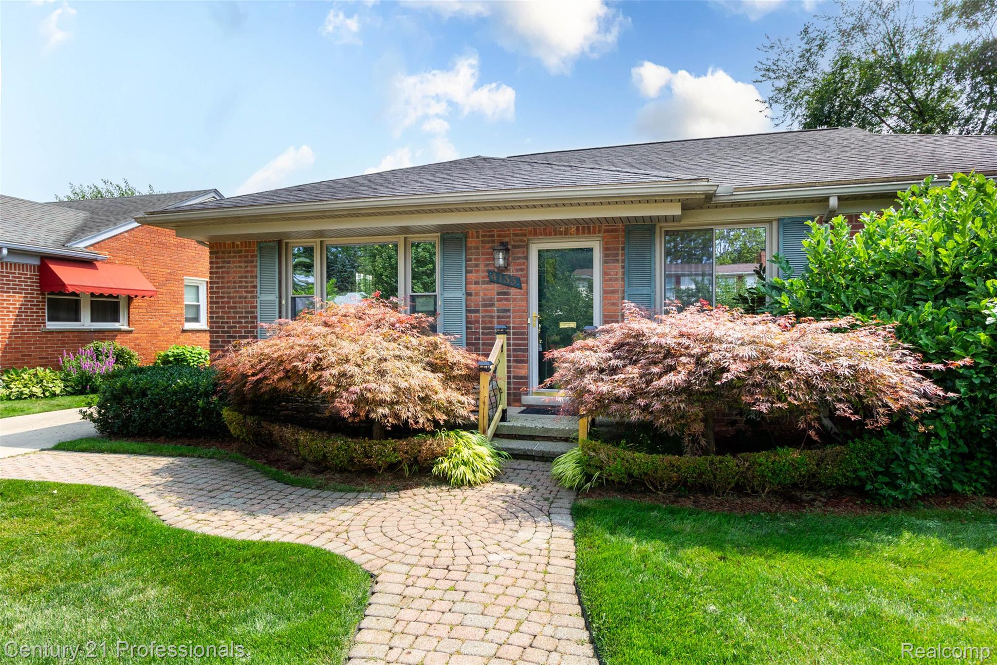 4133 Amherst Road Royal Oak, MI 48073 - Photo 3 of 33 front (3).jpg