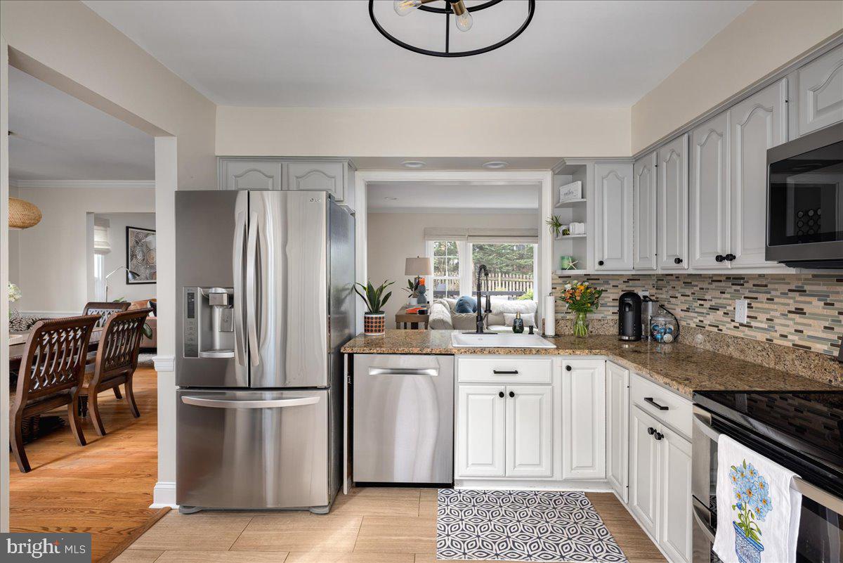 1622 Stowe Road Reston, VA 20194 - Photo 11 of 43