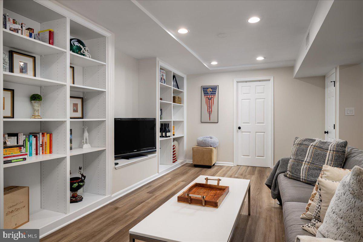 1622 Stowe Road Reston, VA 20194 - Photo 20 of 43 Finished basement