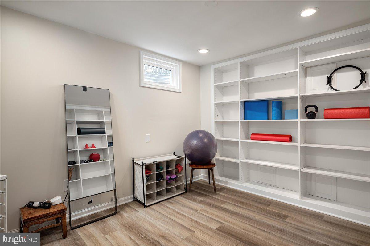 1622 Stowe Road Reston, VA 20194 - Photo 23 of 43 Basement workout or flex space