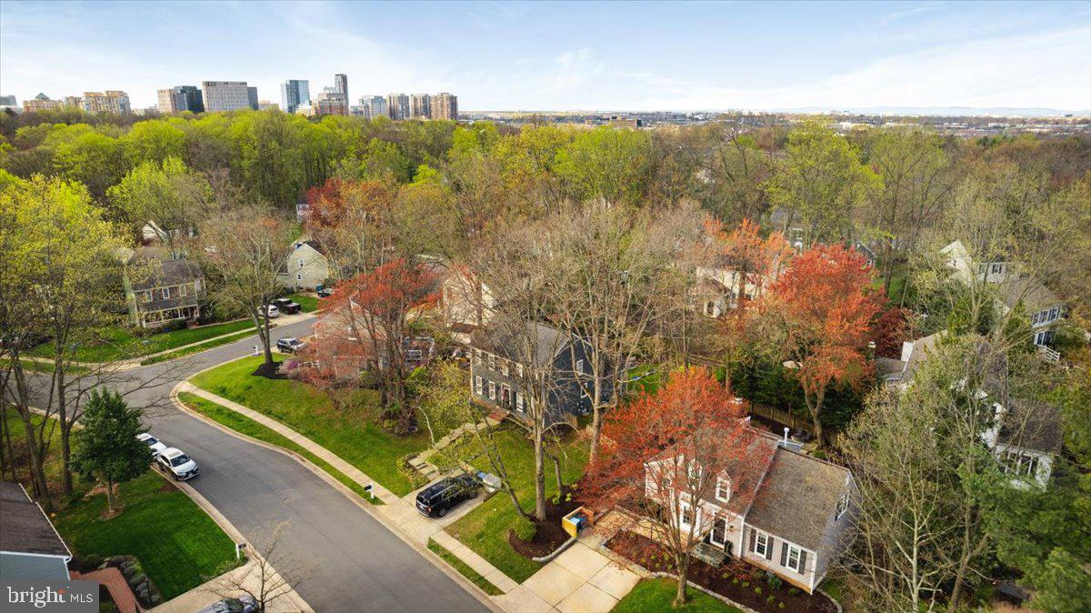 1622 Stowe Road Reston, VA 20194 - Photo 36 of 43