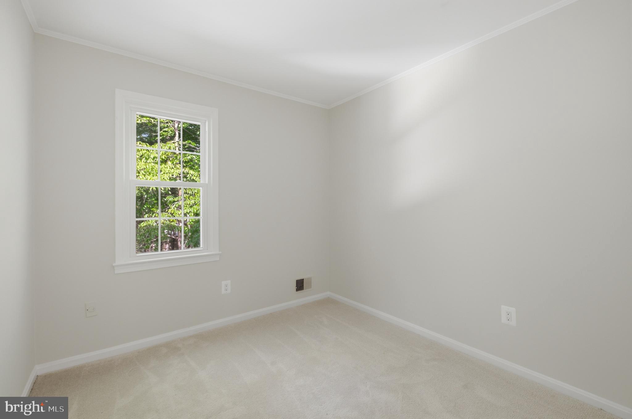 8575 Tyrolean Way Springfield, VA 22153 - Photo 19 of 29 an empty room with a window