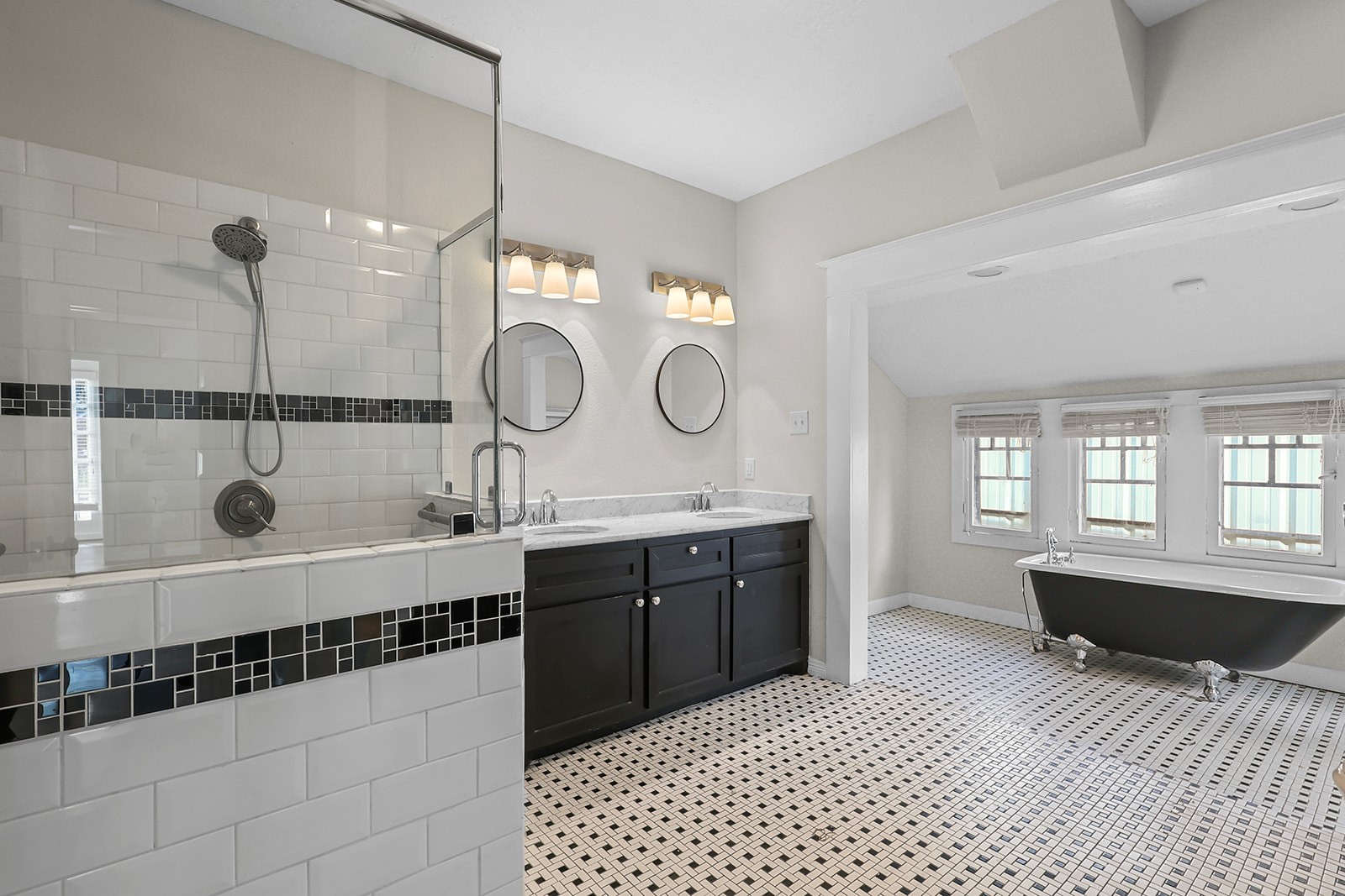5401 North Capitol Street Houston, TX 77011 - Photo 23 of 34 a kitchen with a sink a stove and cabinets