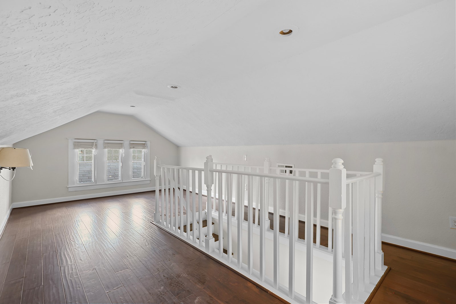 5401 North Capitol Street Houston, TX 77011 - Photo 32 of 34 a view of hallway with wooden floor