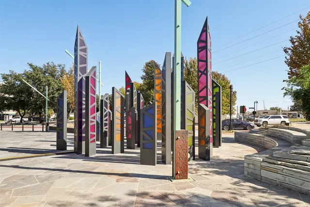 a sign that is on the side of the street