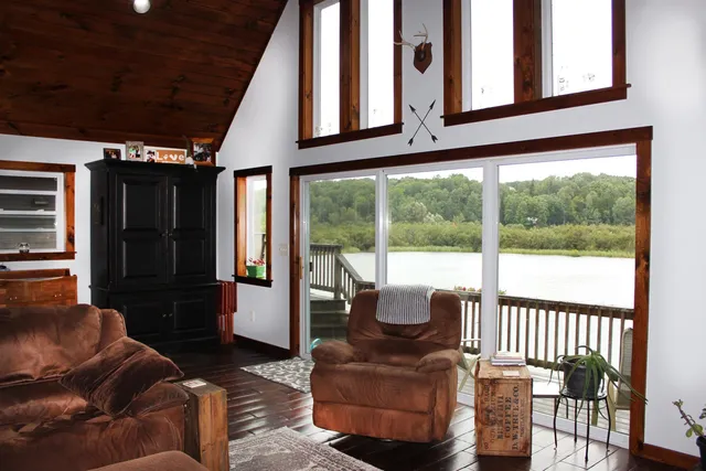 $639,900 | 197 Monette Place, Glover, VT 05875