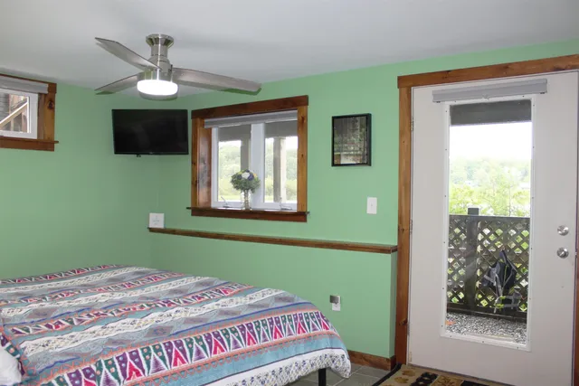 $639,900 | 197 Monette Place, Glover, VT 05875