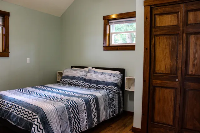 $639,900 | 197 Monette Place, Glover, VT 05875