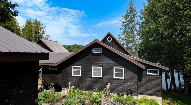 $639,900 | 197 Monette Place, Glover, VT 05875