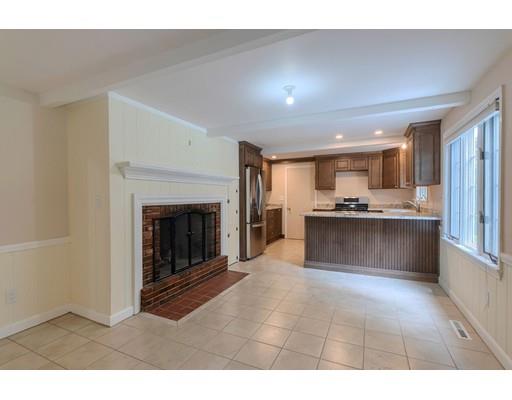 460 Chadwick Road Haverhill, MA 01835 - Photo 8 of 36 Gallery Image 8