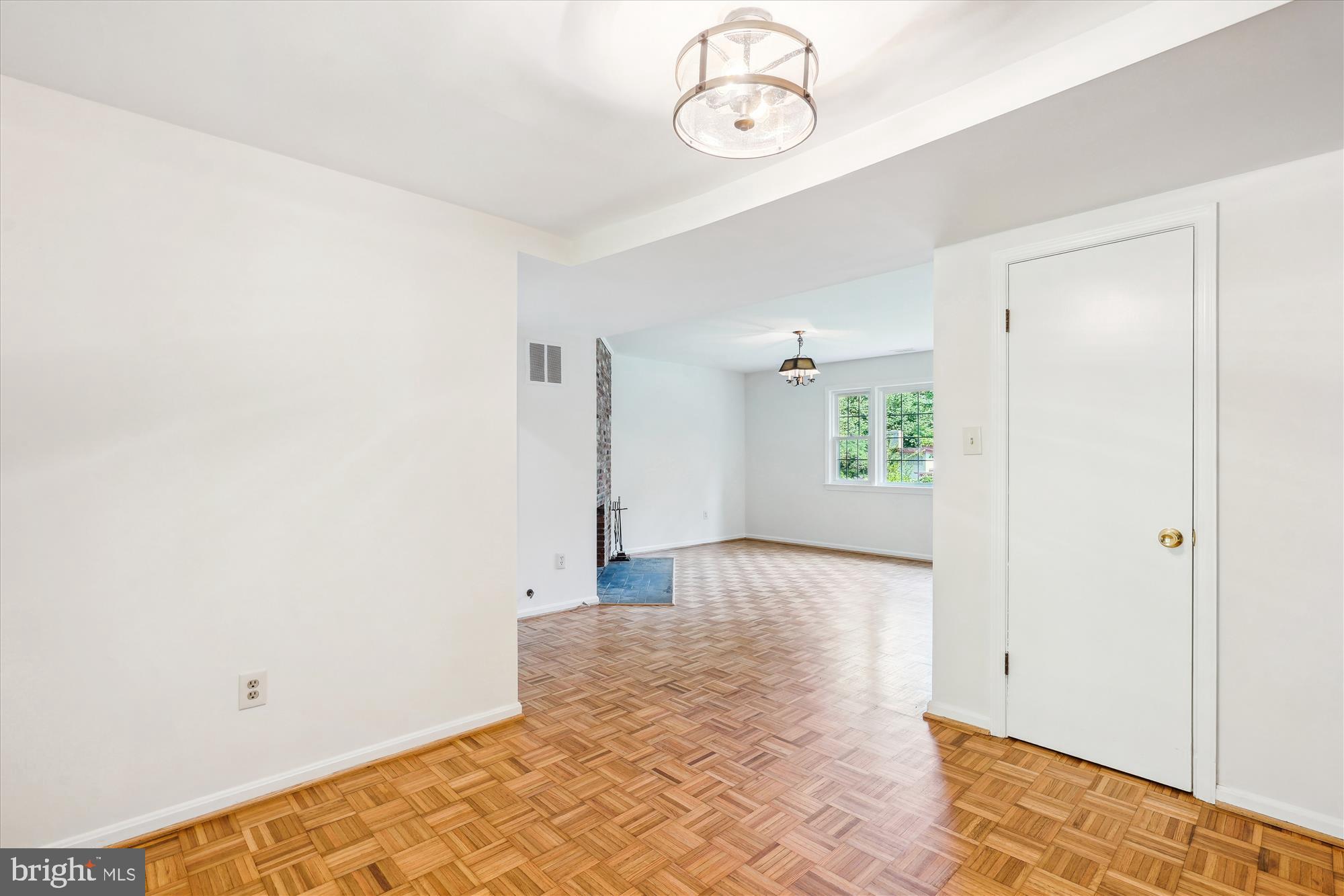 12109 Stirrup Road Reston, VA 20191 - Photo 16 of 52 a view of an empty room