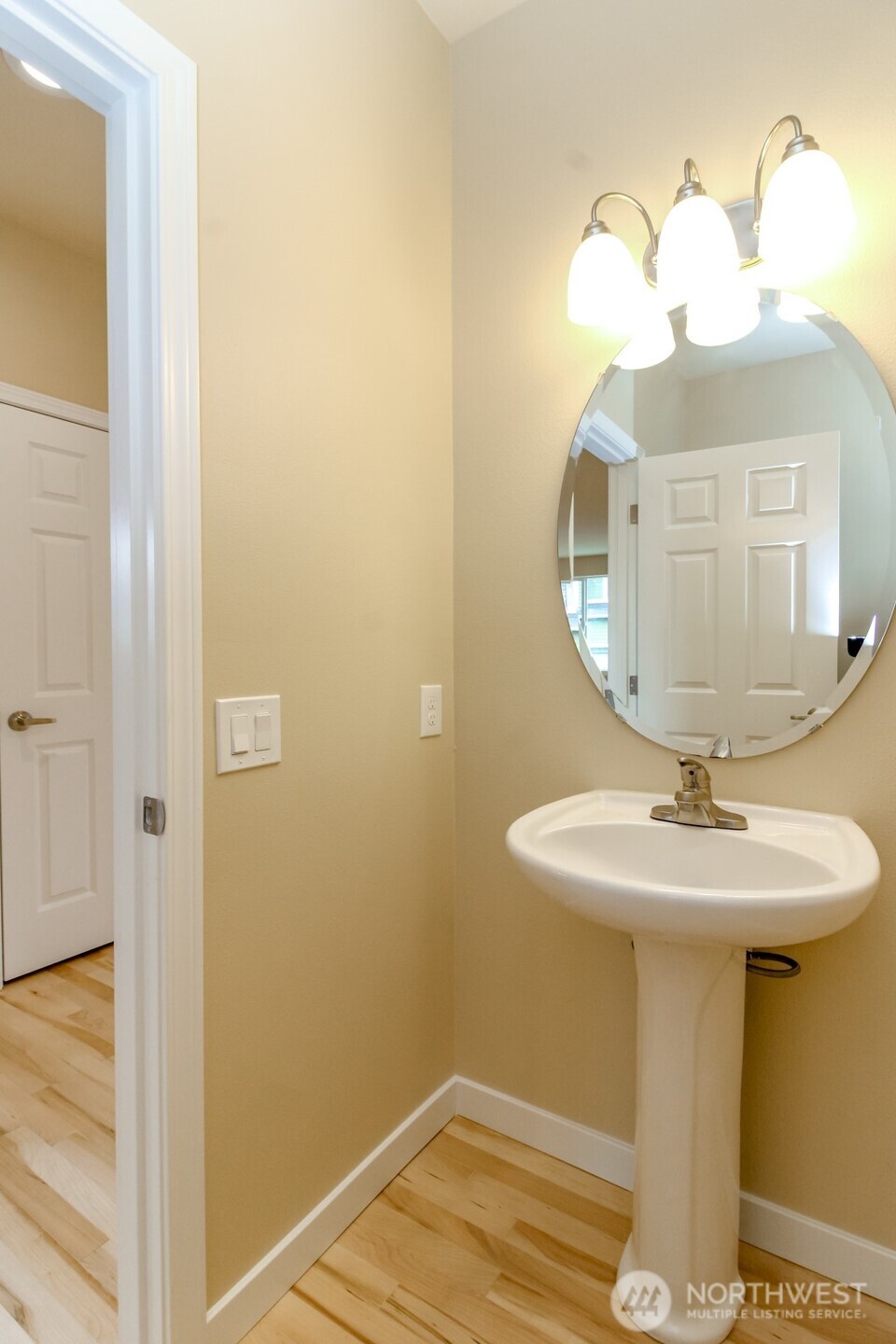 17837 110th Place Southeast Renton, WA 98055 - Photo 11 of 40 Gallery Image 11
