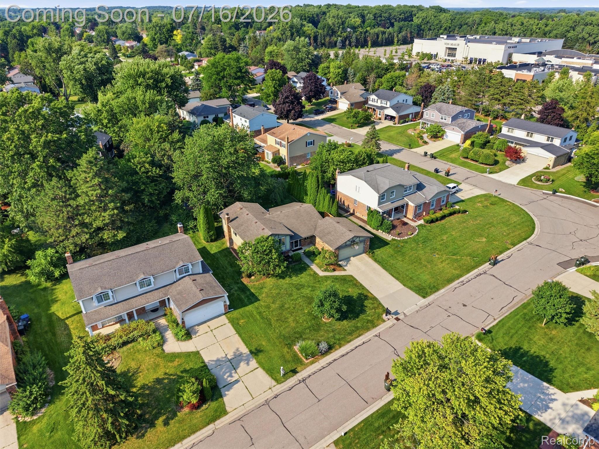 3056 Rolling Green Circle South Rochester, MI 48309 - Photo 38 of 45 11-DJI_20260713174727_0180_D.jpg
