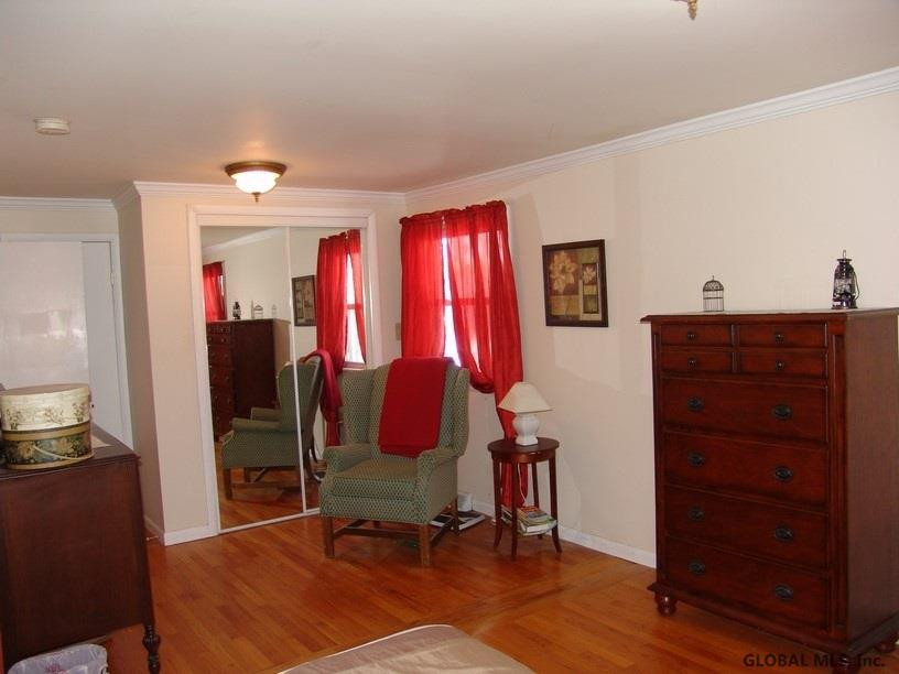 235 Abbottsford Road Schenectady, NY 12304 - Photo 11 of 16 Photo 11