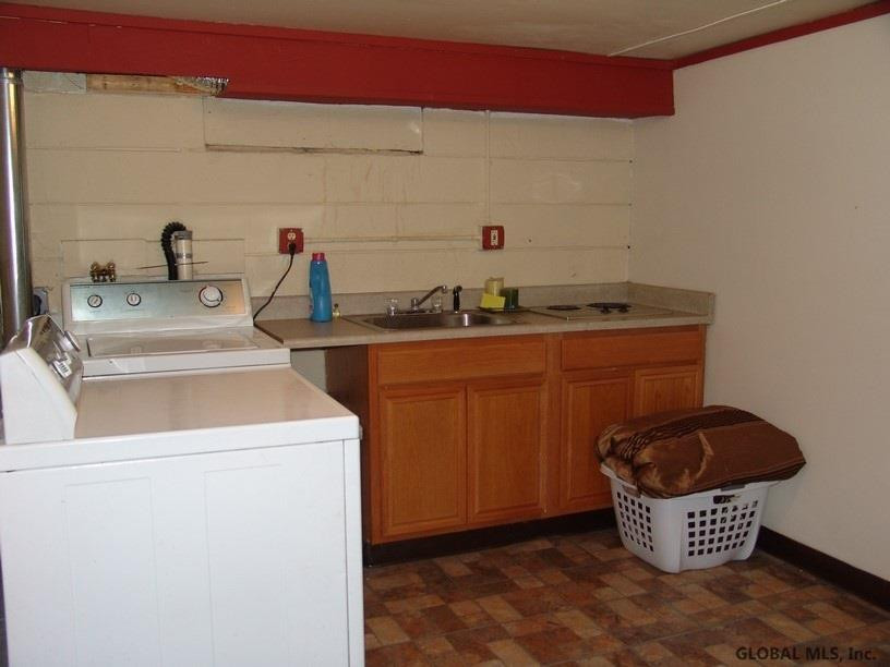 235 Abbottsford Road Schenectady, NY 12304 - Photo 15 of 16 Photo 15