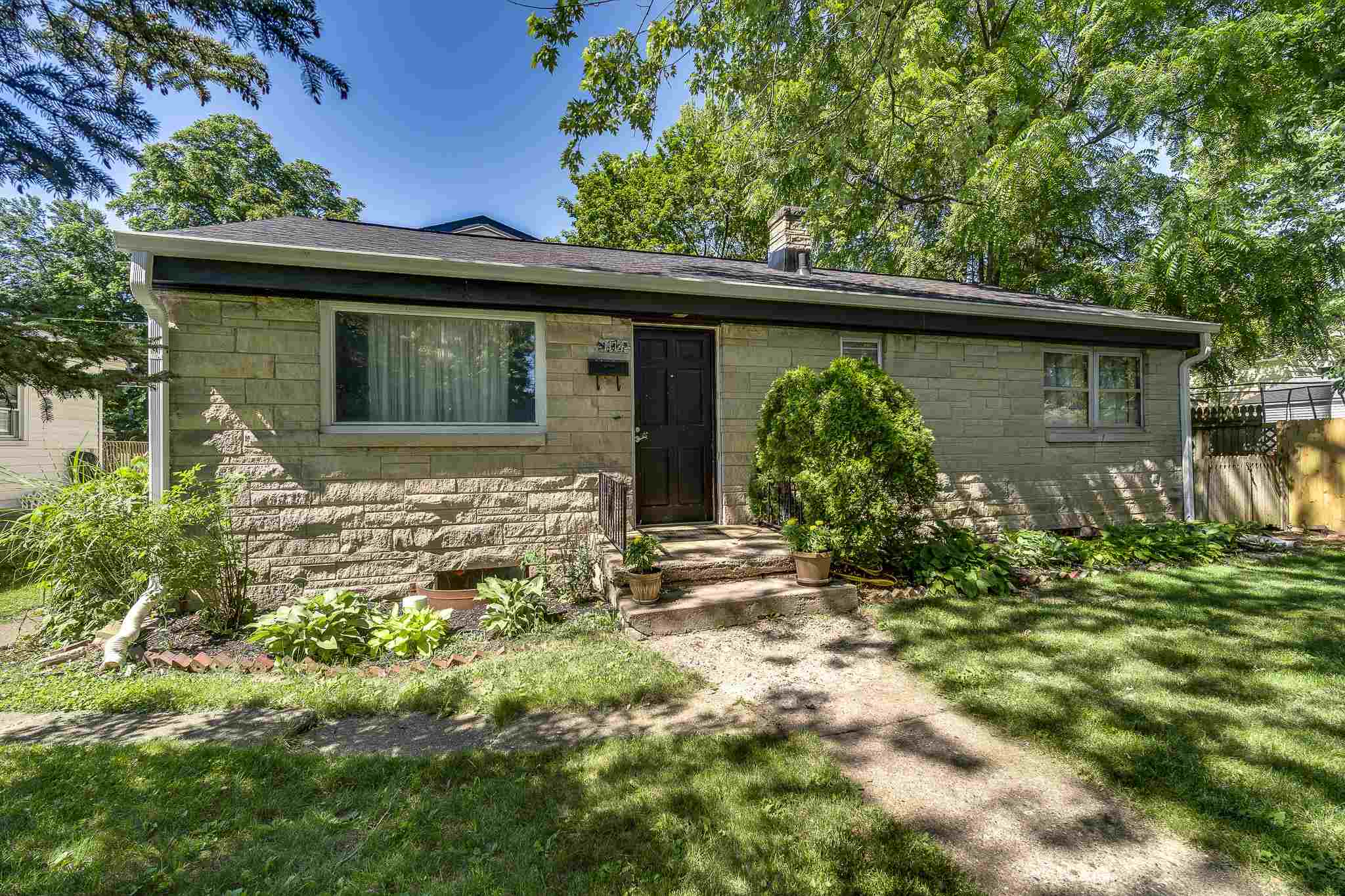 1114 Rochester Street Lafayette, IN 47905 - Photo 3 of 30 Gallery Image 3