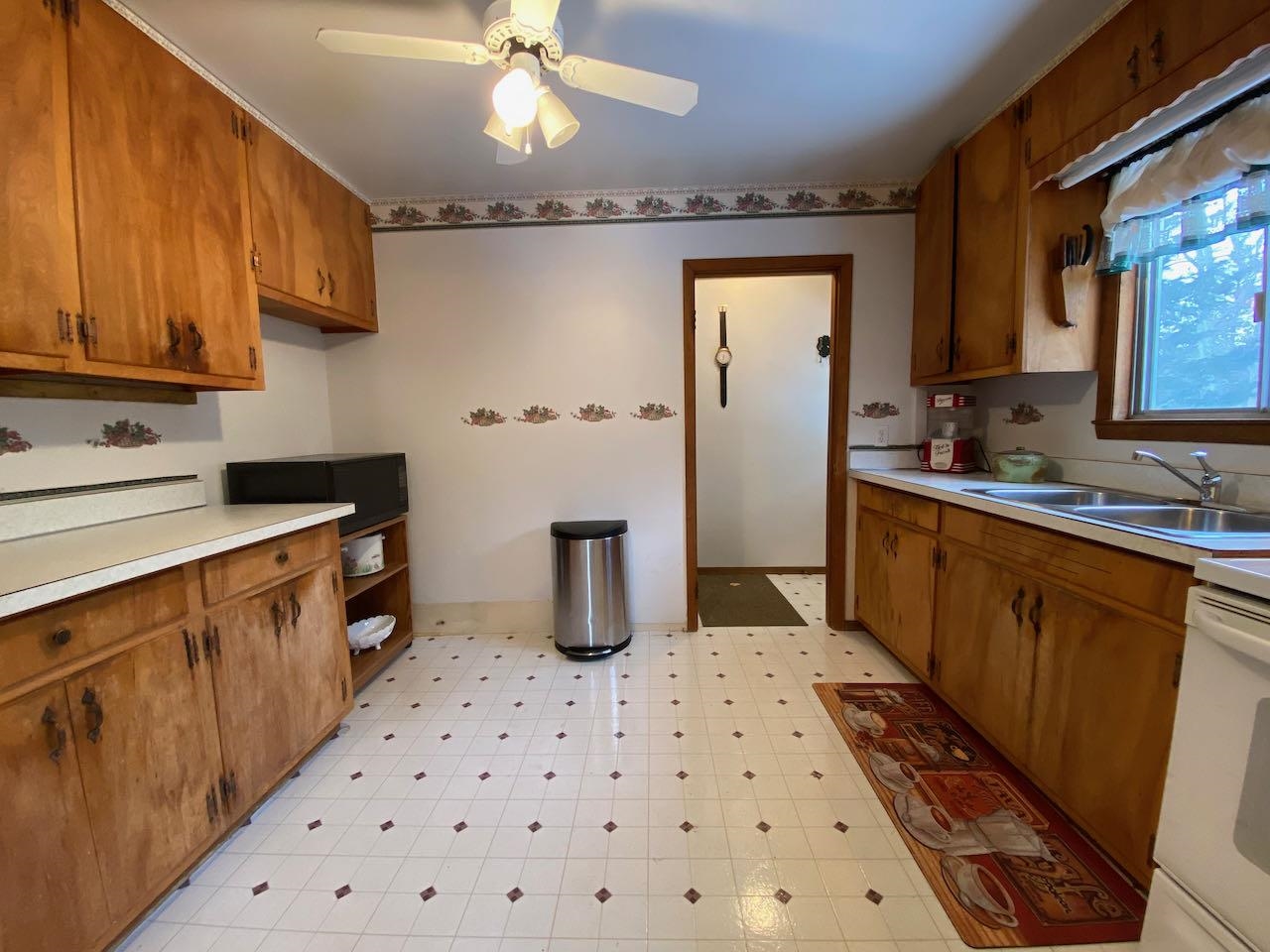 947 Doerr Road Mancelona, MI 49659 - Photo 26 of 52 1896461-25.JPG
