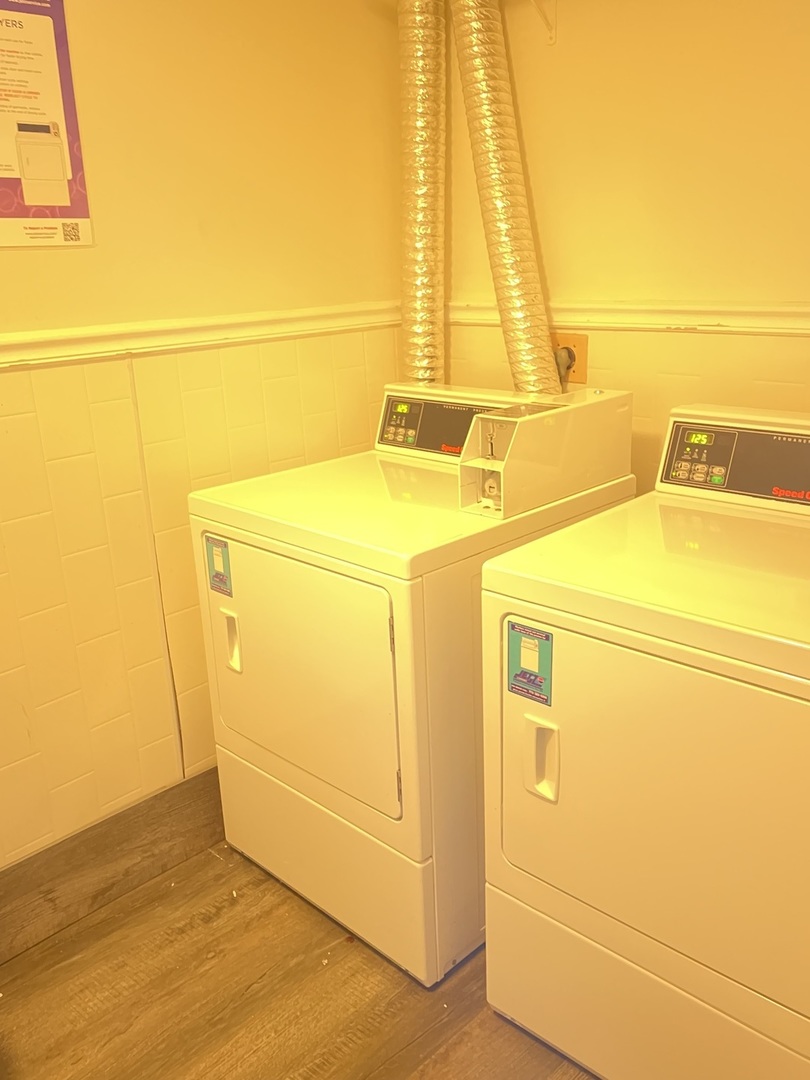 20206 South Frankfort Square Road, Unit F Frankfort, IL 60423 - Photo 14 of 16 a utility room with dryer and washer