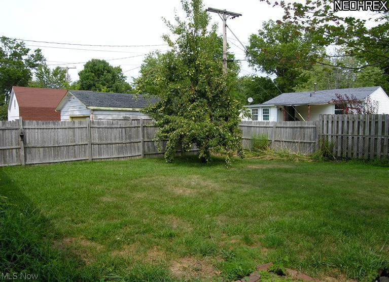 351 Guilford Road Vermilion, OH 44089 - Photo 16 of 17