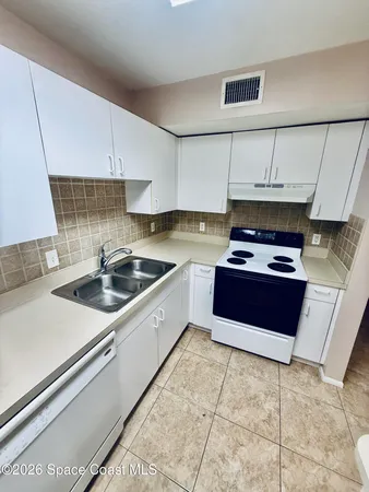 $1,695 | 1841 Long Iron Drive, Unit 806, Rockledge, FL 32955