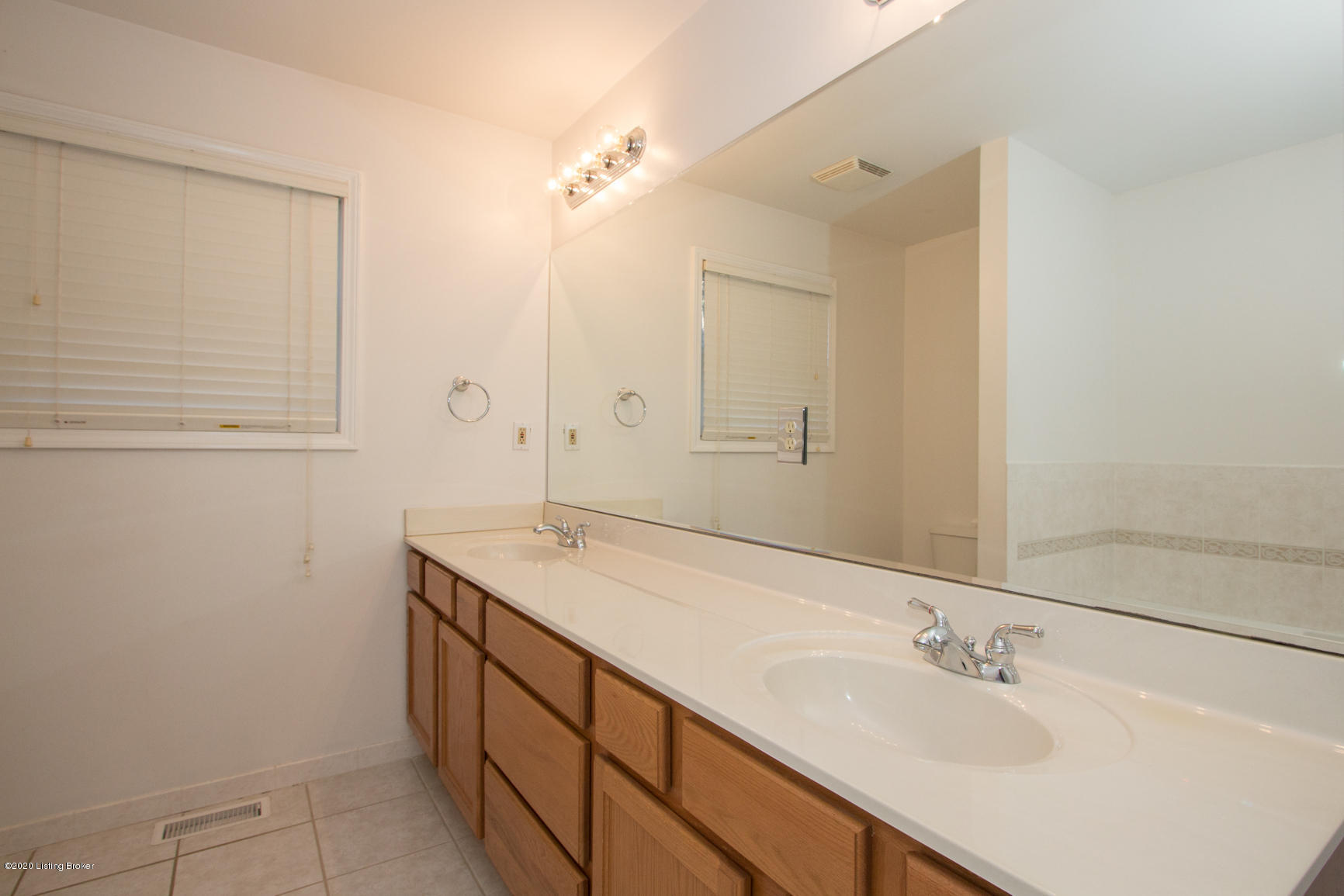 2700 Wareham Road Louisville, KY 40242 - Photo 20 of 38 2700 Wareham-40