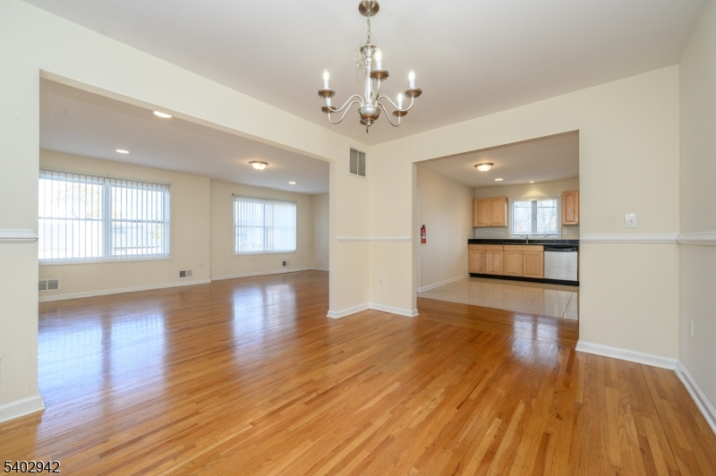 601 St Marks Street Linden, NJ 07036 - Photo 11 of 30