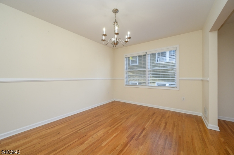 601 St Marks Street Linden, NJ 07036 - Photo 13 of 30