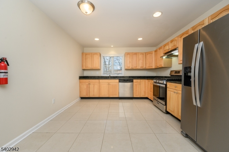 601 St Marks Street Linden, NJ 07036 - Photo 14 of 30