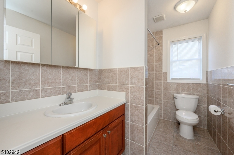 601 St Marks Street Linden, NJ 07036 - Photo 19 of 30