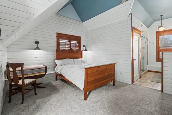 $575,000 | 303 South Courtland Street, Hart, MI 49420