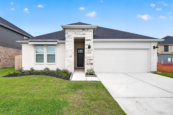 $3,100 | 3917 Pyrus Drive, Pearland, TX 77581
