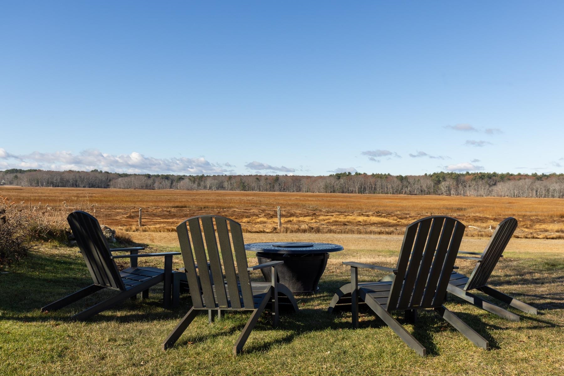 1643 Ocean Boulevard Rye, NH 03870 - Photo 15 of 55