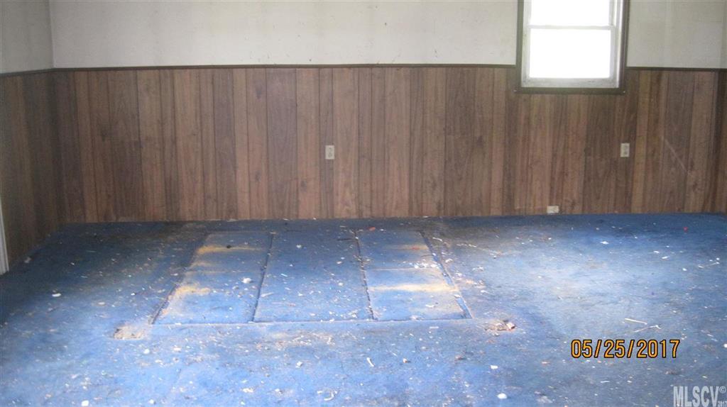 3511 Smith Road Morganton, NC 28655 - Photo 8 of 11 Gallery Image 8