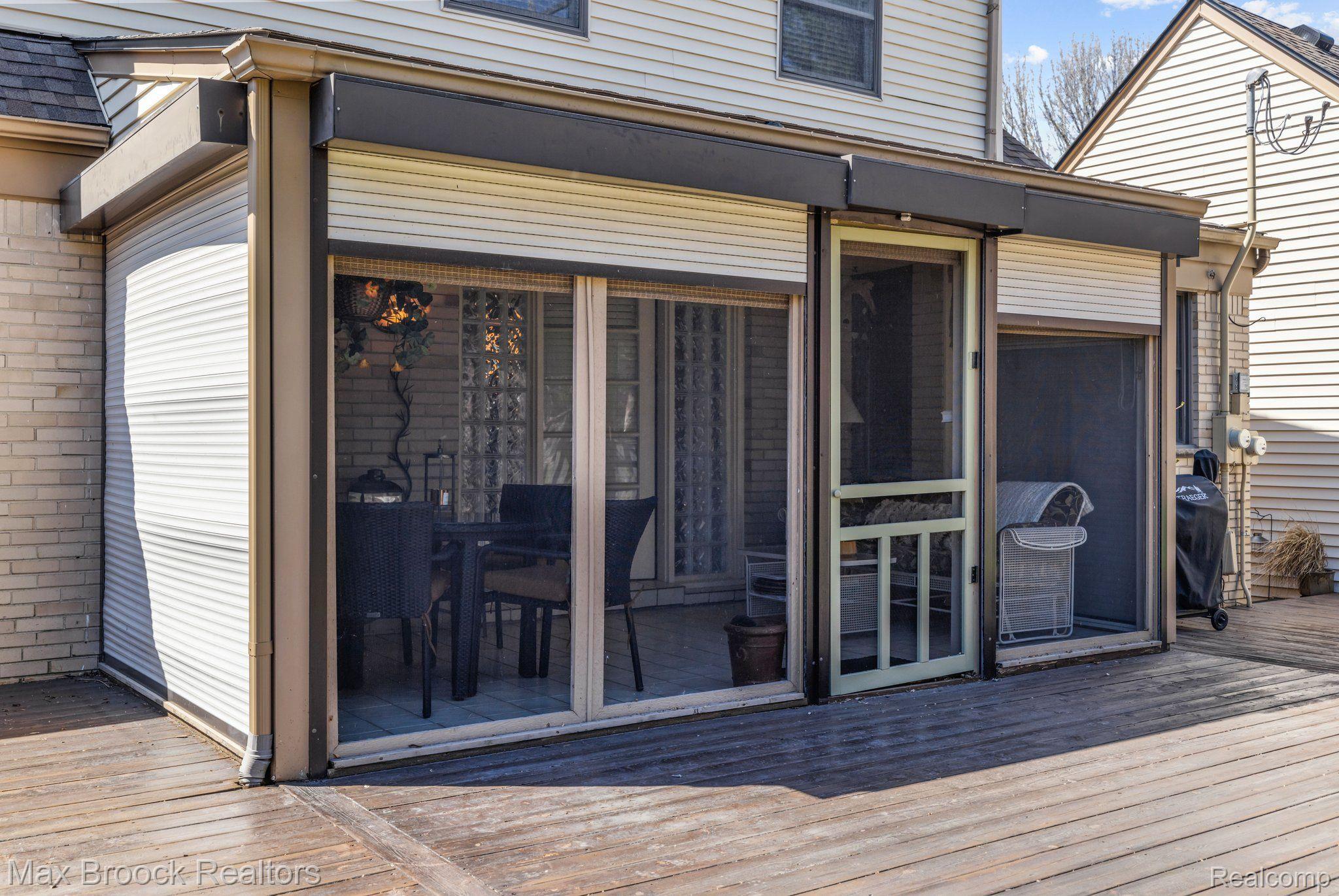 111 Maplefield Road Pleasant Ridge, MI 48069 - Photo 37 of 48 Screened Porch