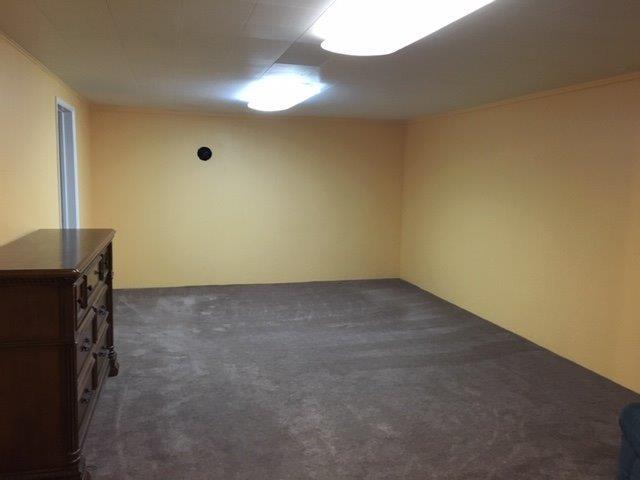 2520 Upper River Road Grants Pass, OR 97526 - Photo 14 of 25 family room in basement