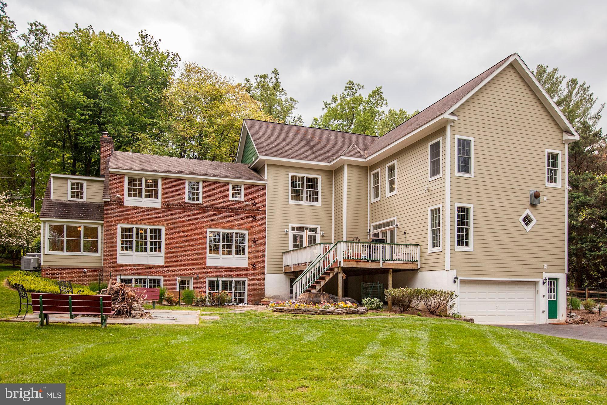 9408 Falls Road Potomac, MD 20854 - Photo 3 of 59