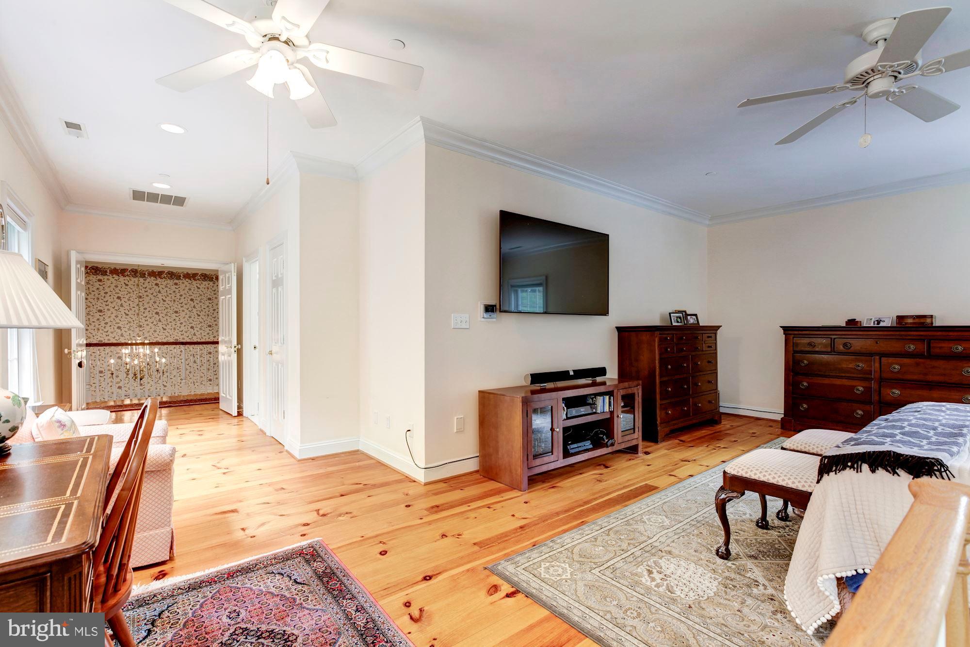 9408 Falls Road Potomac, MD 20854 - Photo 30 of 59