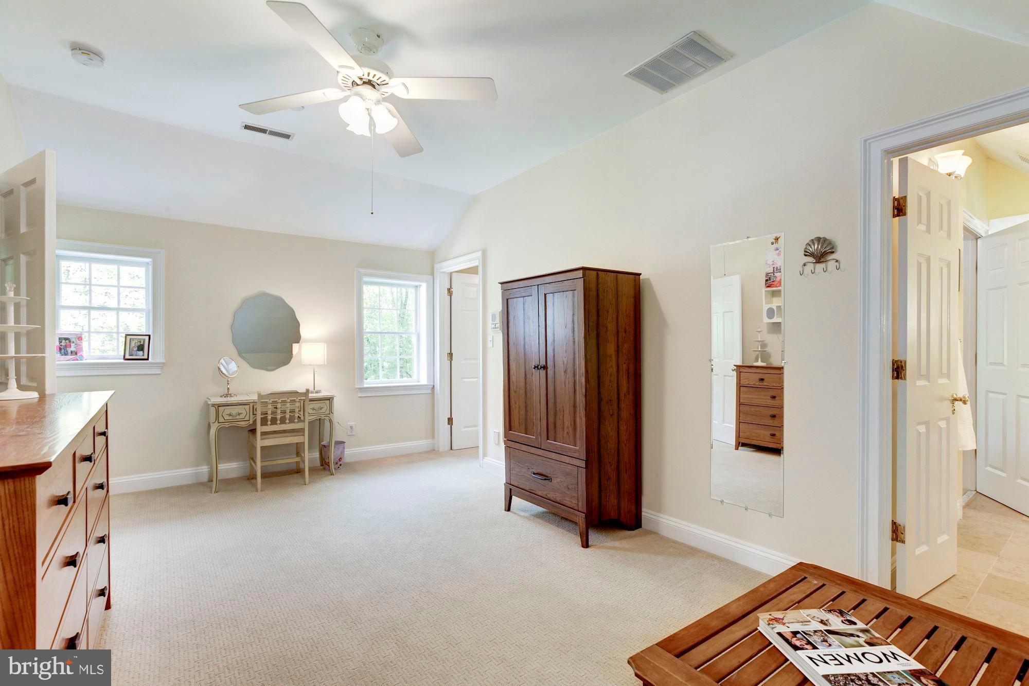 9408 Falls Road Potomac, MD 20854 - Photo 37 of 59