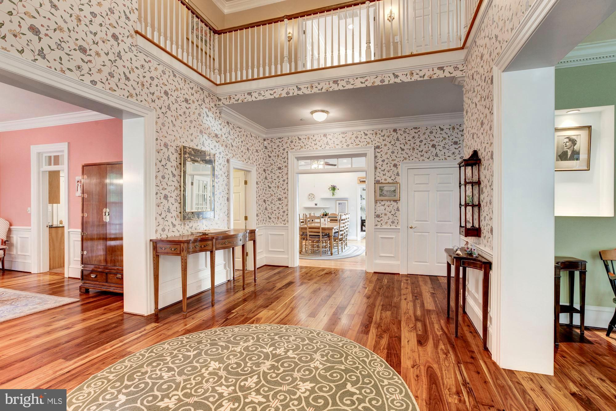 9408 Falls Road Potomac, MD 20854 - Photo 5 of 59