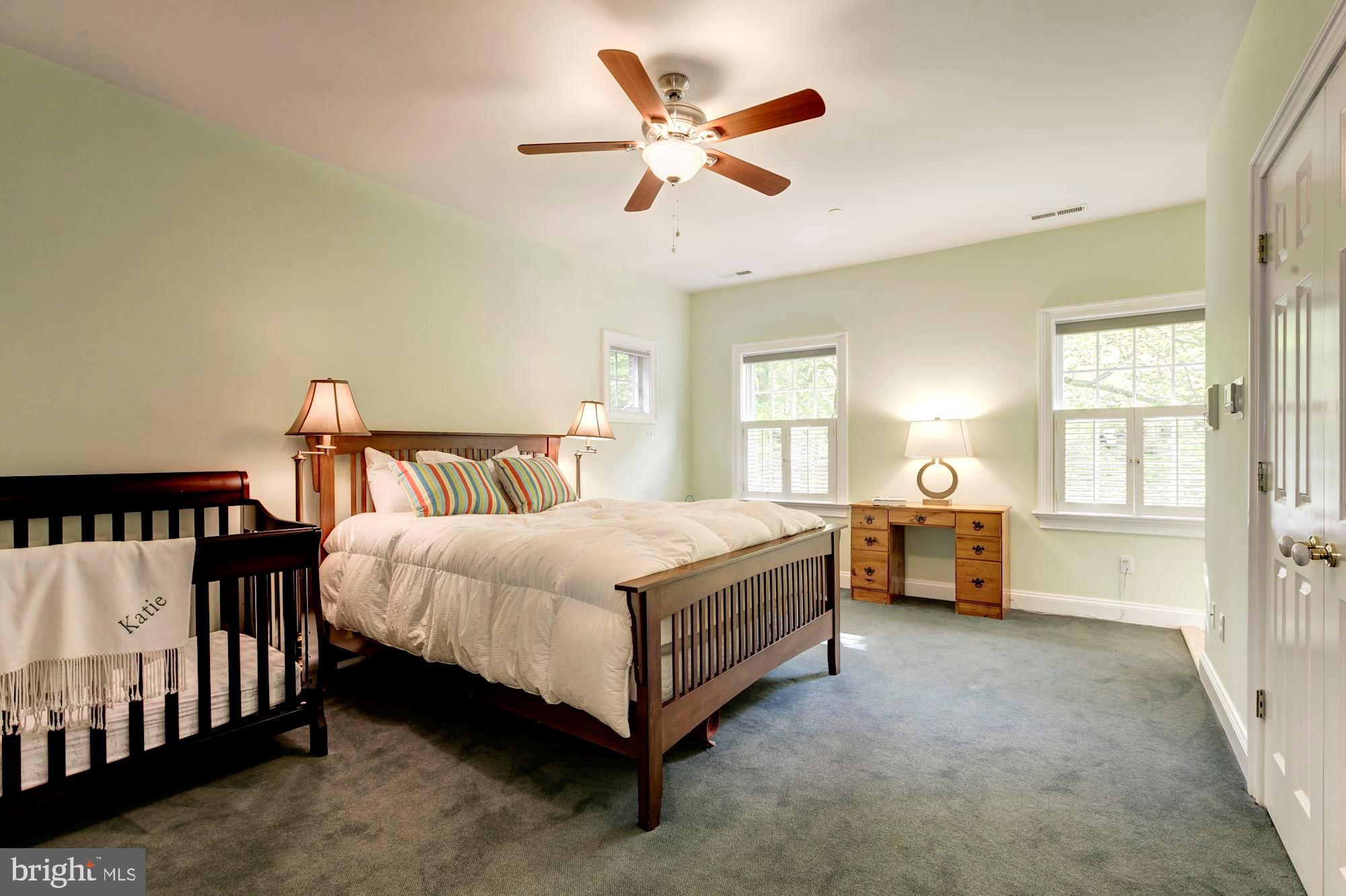 9408 Falls Road Potomac, MD 20854 - Photo 41 of 59