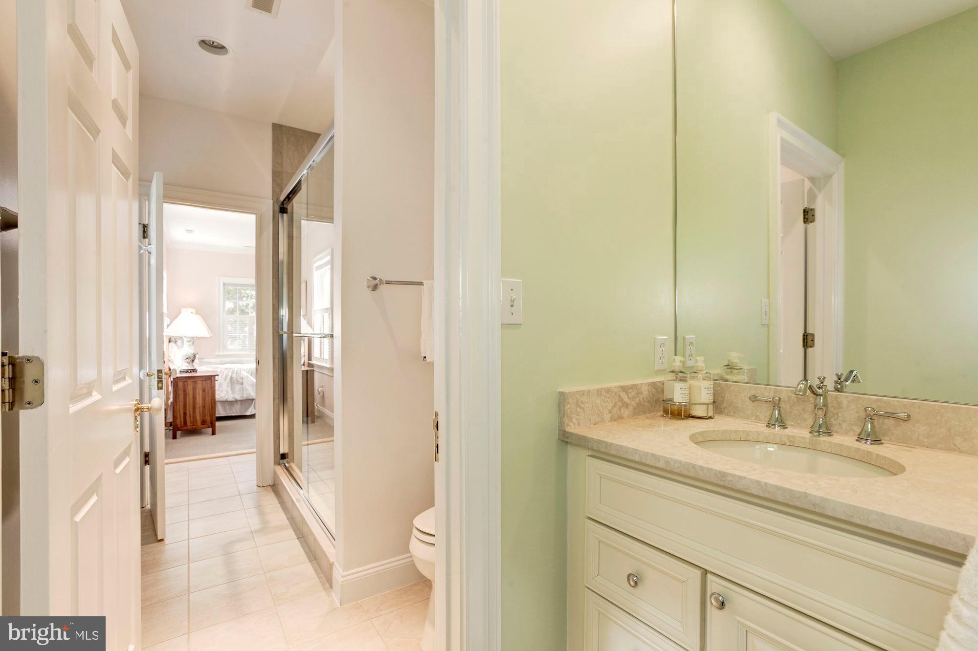 9408 Falls Road Potomac, MD 20854 - Photo 43 of 59