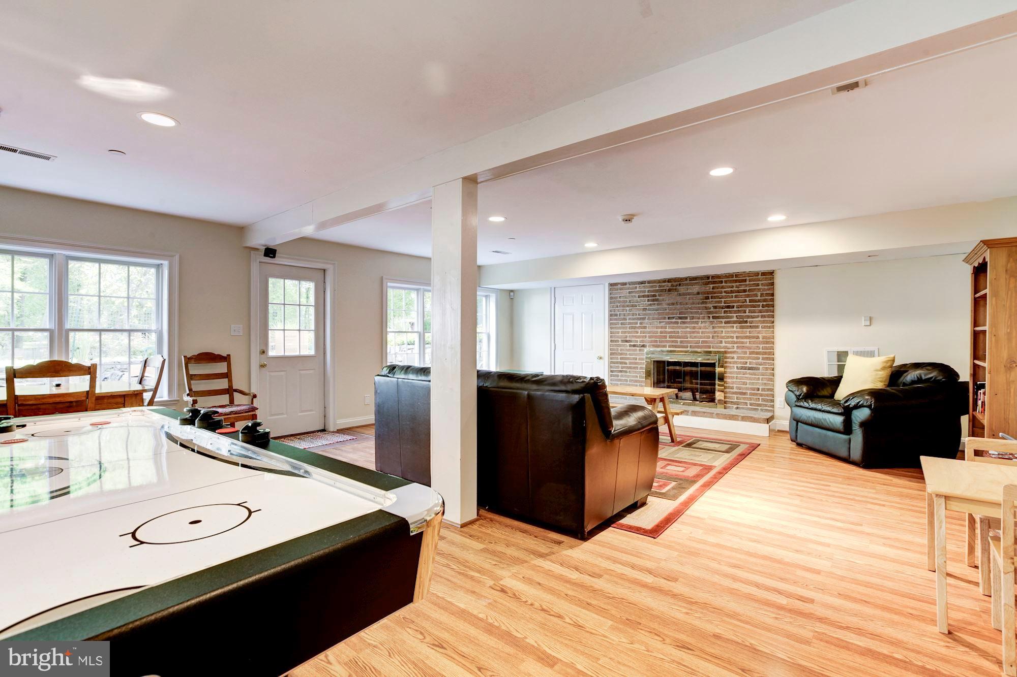 9408 Falls Road Potomac, MD 20854 - Photo 48 of 59