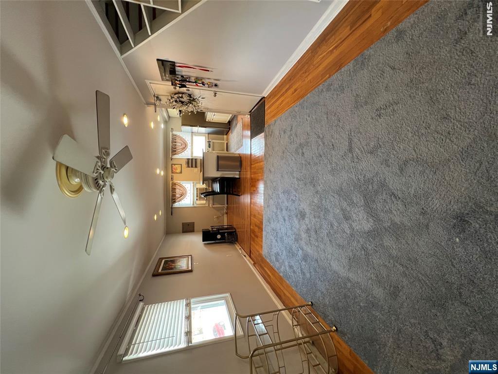 134 B Hastings Avenue Rutherford, NJ 07070 - Photo 5 of 12