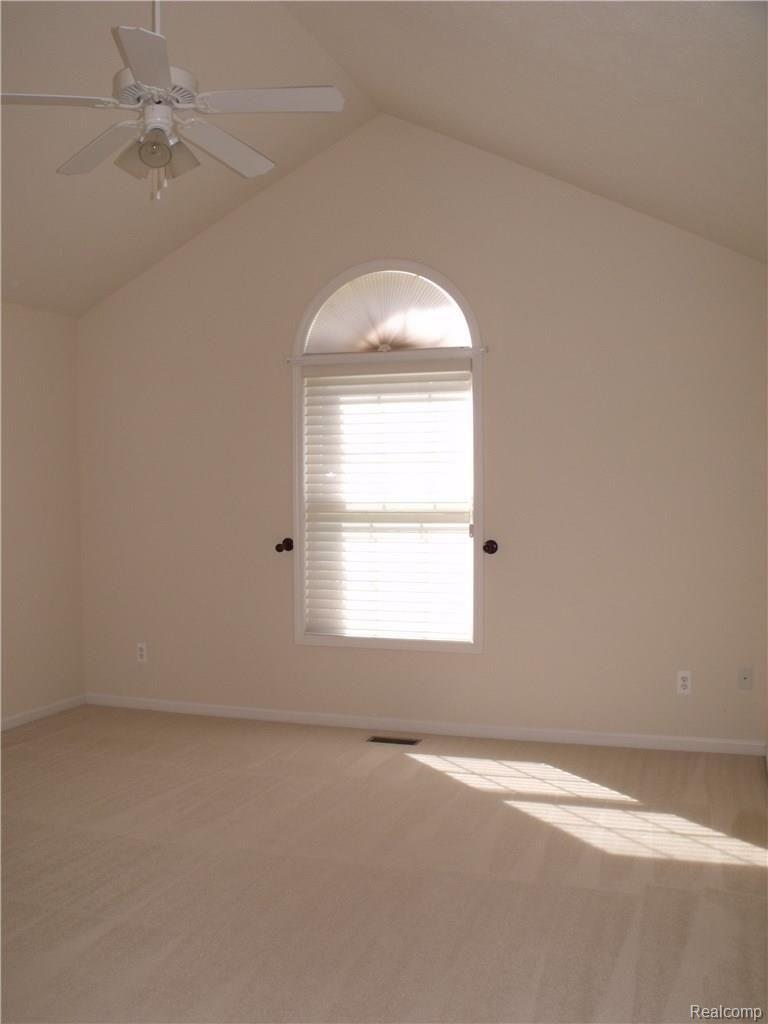 3036 Ridley Way Howell, MI 48843 - Photo 15 of 31 DSCF8580.JPG