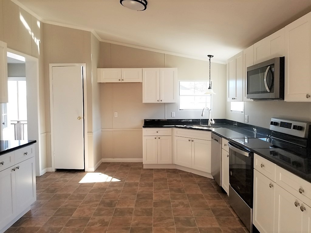 208 Fairfield Road Walhalla, SC 29691 - Photo 5 of 19 Gallery Image 5