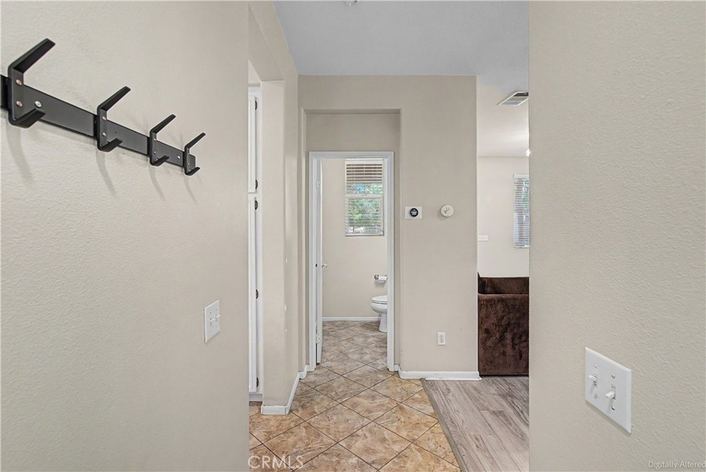3271 Laval Lane Riverside, CA 92503 - Photo 9 of 36 Gallery Image 9