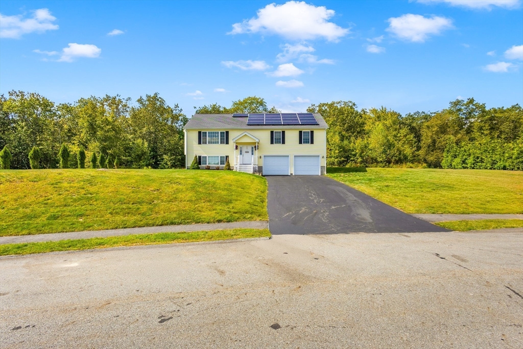 30 Noble Street Dudley, MA 01571 - Photo 2 of 31